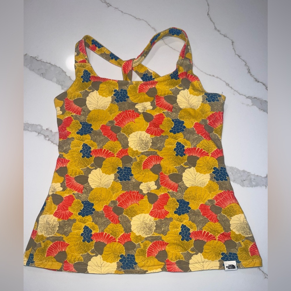 THE NORTH FACE cotton cross back fitness tank in autumn florals, size small